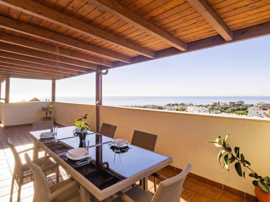 Ferienwohnung Atico Con Vistas Al Mar Piscina Y Parking Málaga Exterior foto